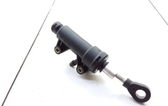Clutch slave cylinder