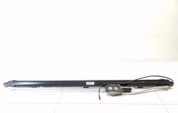 BMW 5 E60 E61 Rear windscreen sun blind/shade 9143448