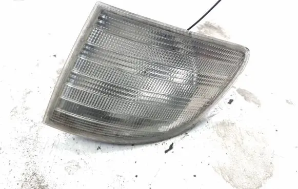Mercedes-Benz Vito Viano W638 Front indicator light