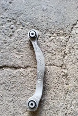Dodge Challenger Rear control arm 68210524AA