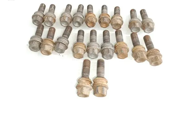 Volkswagen Transporter - Caravelle T5 Nuts/bolts 
