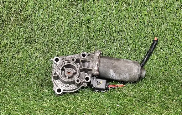 Land Rover Range Rover Sport L320 Gearbox-reducer motor 0130008508