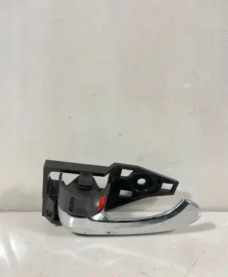 Toyota RAV 4 (XA30) Front door interior handle