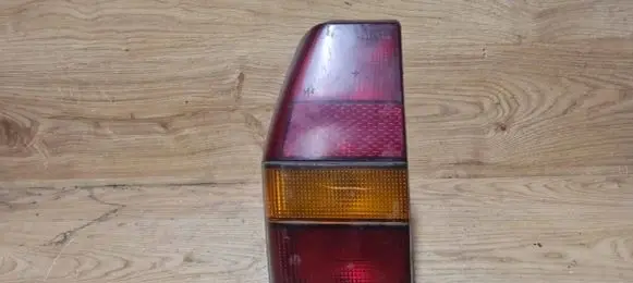 Volkswagen Polo II 86C 2F Rear/tail lights 867945111