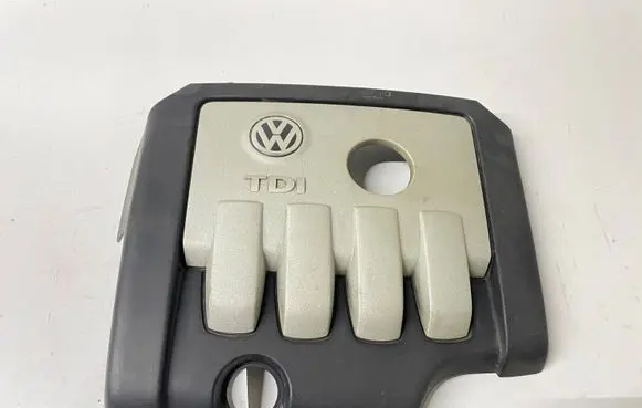 Volkswagen PASSAT B6 Engine cover (trim) 03G103925BT 03G103925BF