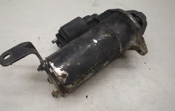 Opel Astra G Starter motor 0001109015