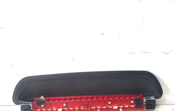 BMW 3 E92 E93 Third/center stoplight 022403