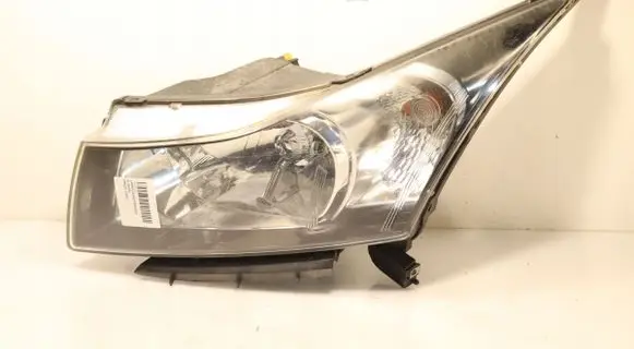 Chevrolet Cruze Headlight/headlamp E1312412