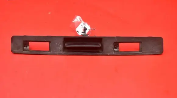 Volvo V70 Number plate light 9203101