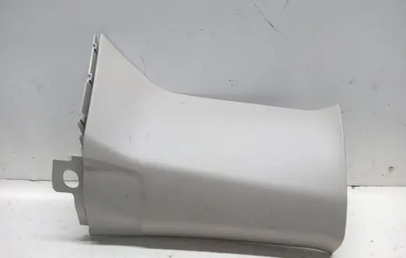 Land Rover Discovery 3 - LR3 (D)pillar trim (top) EMR500381