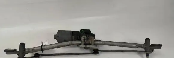 Ford Mondeo Mk III Front wiper linkage 1S7117508AD