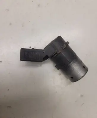 Audi A6 S6 C5 4B Parking PDC sensor 4B0919275B