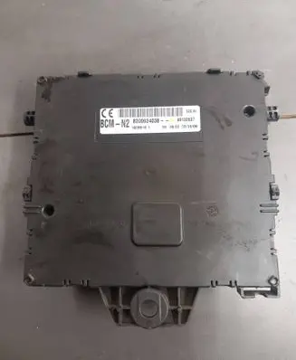 Renault Kangoo I Fuse module 8200924038 18280181