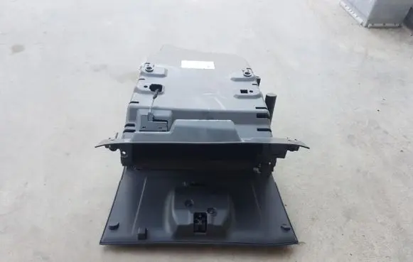 Ford Mondeo MK IV Glove box
