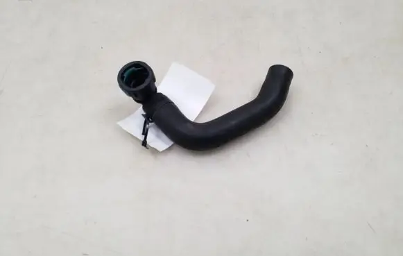 Land Rover Range Rover Sport L320 Engine coolant pipe/hose
