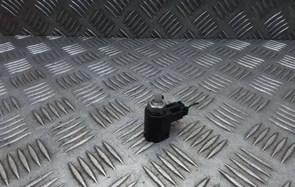 Toyota Verso Brake pedal sensor switch