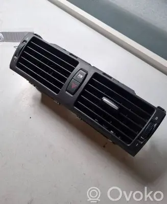 BMW X5 E70 Dash center air vent grill 011779401