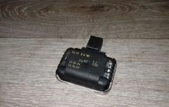 Volvo V70 Rain sensor 30649885