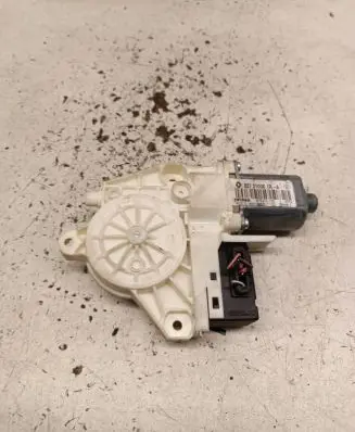 Renault Laguna III Rear door window regulator motor 827310001R 978402105 966817102