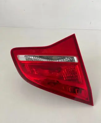 Opel Meriva B Tailgate rear/tail lights 13260838