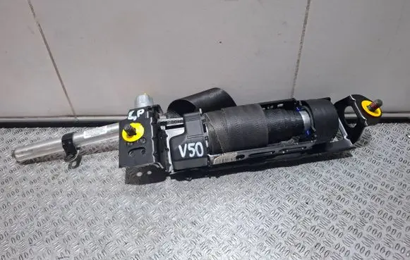 Volvo V50 Front seatbelt 6090888L0A