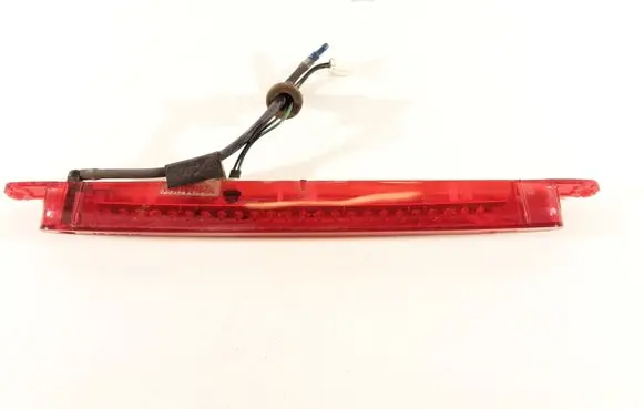 Mitsubishi Outlander Third/center stoplight P2082 020003