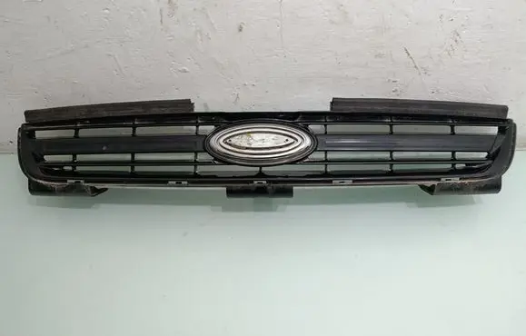 Front bumper upper radiator grill