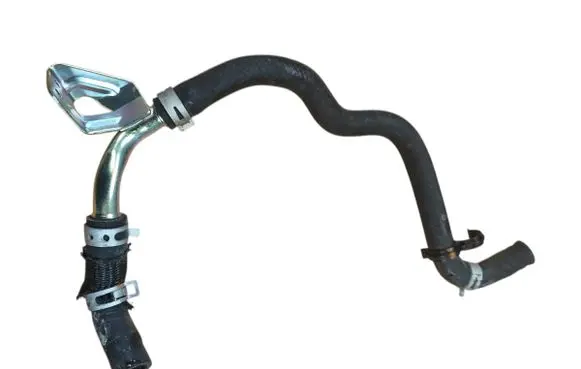 Engine coolant pipe/hose