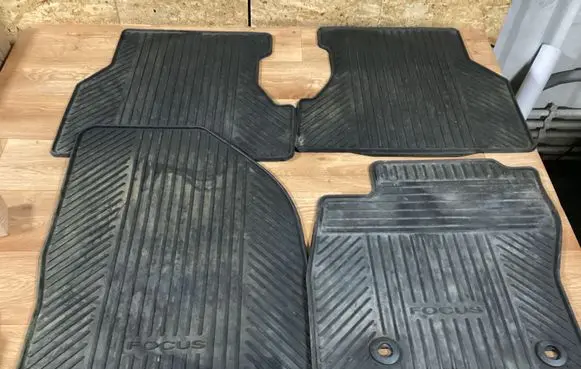 Ford Focus Car floor mat set 3M5JR13010FB D33MA