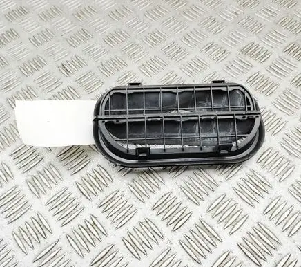 Audi A3 8Y Quarter panel pressure vent 6R0819465C