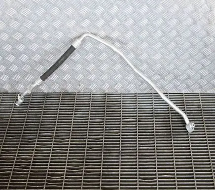 BMW X1 F48 F49 Air conditioning (A/C) pipe/hose 16366711 6832950