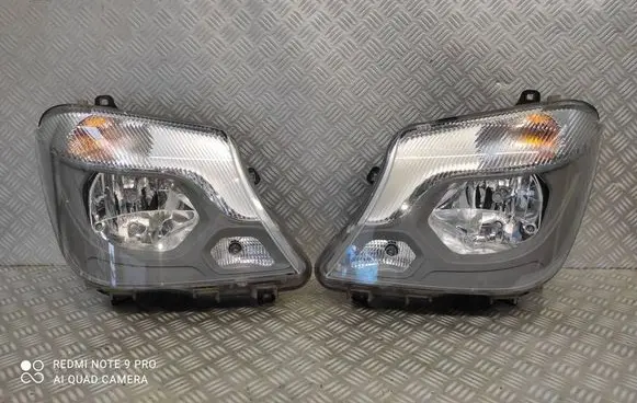 Mercedes-Benz Sprinter W906 Headlight/headlamp A9068202461 A9068202391