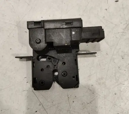 Peugeot 407 Tailgate window lock/catch/latch 9648254780