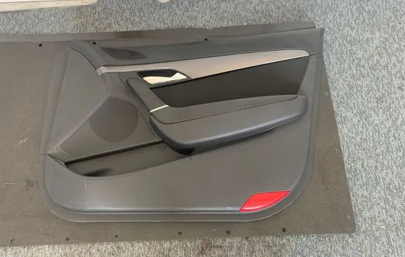 Hyundai i40 Rear door card panel trim 823043ZL11 2016051910