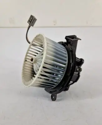 Opel Astra J Heater fan/blower 25020140