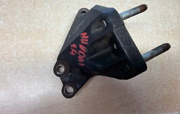 KIA Ceed Engine mounting bracket 