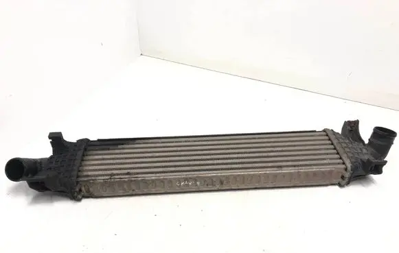 Ford C-MAX I Intercooler radiator 3M5H9L440AD 30JUV200417
