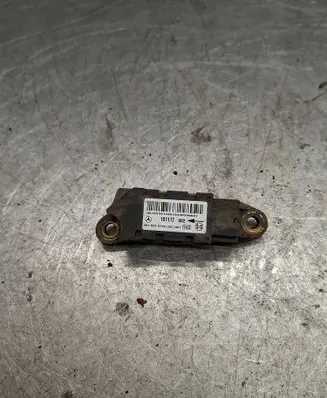 Mercedes-Benz E W211 Airbag deployment crash/impact sensor 0018209126