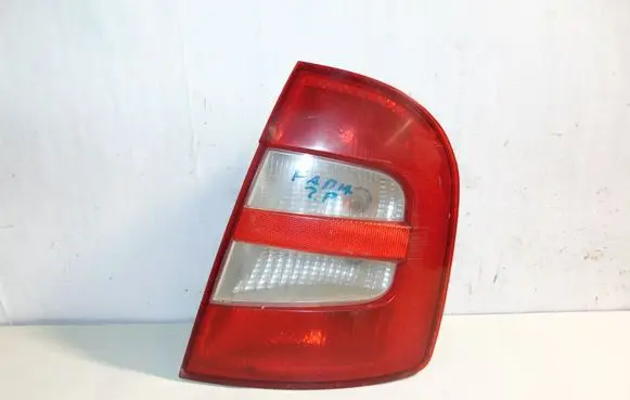 Skoda Fabia Mk1 (6Y) Rear/tail lights 6Y6945112B 6Y6945096B