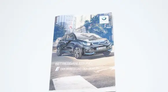 BMW i3 Owners service history hand book 2779317