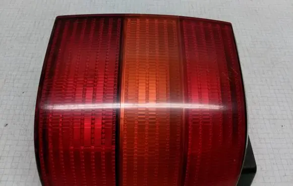Volkswagen PASSAT B4 Rear/tail lights 3A9945112