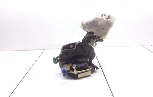 Nissan Almera Tino Front door lock 8055261U66 89A542