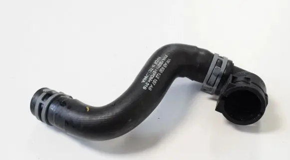 Volkswagen PASSAT B8 Engine coolant pipe/hose 5Q0122157