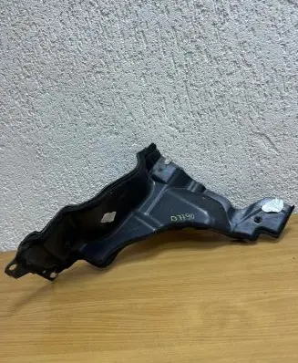 Land Rover Range Rover Sport L494 other engine part CPLA015A54 D7790