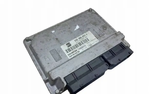Skoda Fabia Mk1 (6Y) Engine control unit/module 03E906033D 3PE4342 5WP4012104