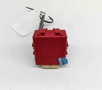 Toyota Auris E180 Door central lock control unit/module 0515004270 8597012030