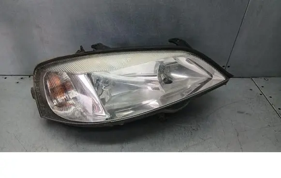 Opel Astra G Front reflector 