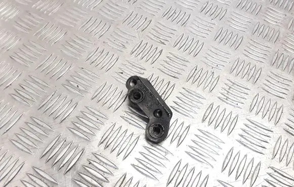 Mercedes-Benz E W211 Engine mounting bracket A6112360045