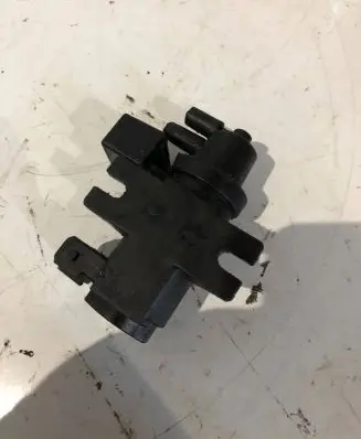 BMW X5 E70 Turbo solenoid valve 7796634