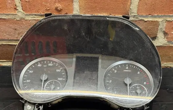 Mercedes-Benz V Class W447 Speedometer (instrument cluster) A4479002717 A4479016606 A4479029210